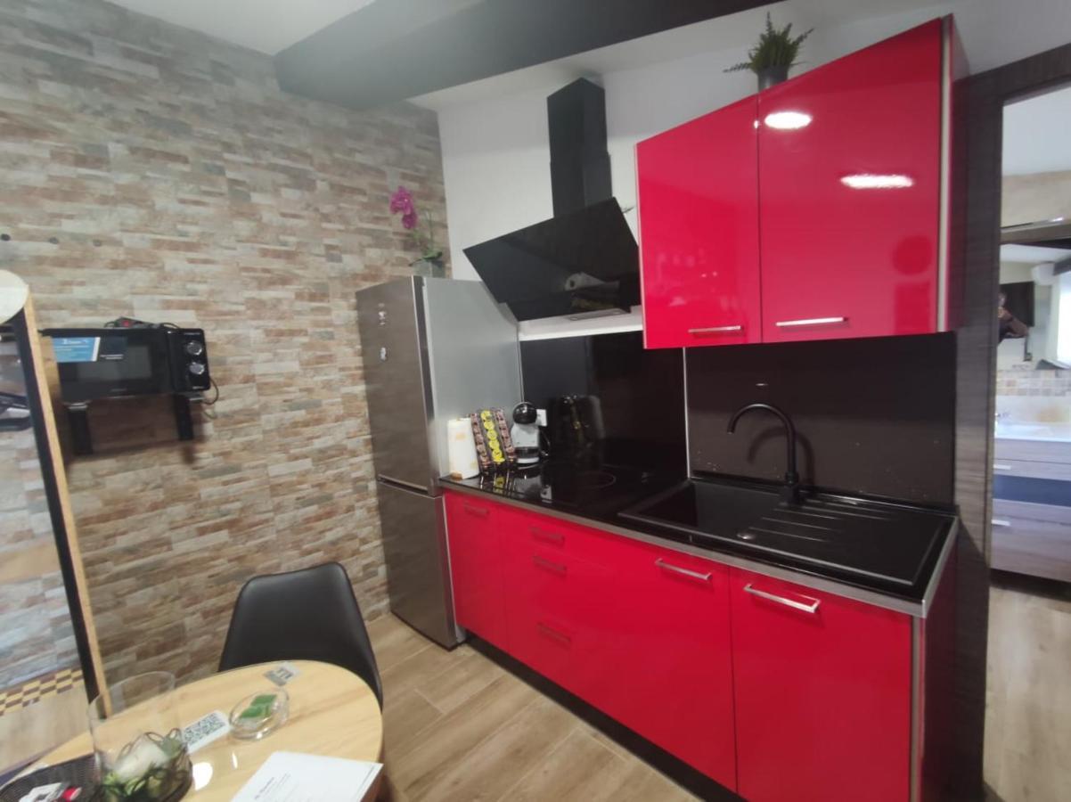 Casa Rural La Zzinetina Con Jacuzzi 孔斯坦蒂纳 外观 照片